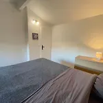 Feriehus Au Calme, Maison T3 Neuf Avec Jardin A Cassy Lanton