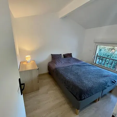 Au Calme, Maison T3 Neuf Avec Jardin à Cassy Casa de Férias