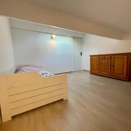 Au Calme, Maison T3 Neuf Avec Jardin A Cassy Holiday home *