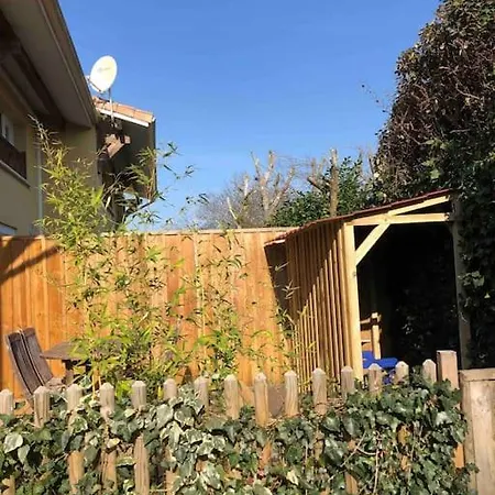Au Calme, Maison T3 Neuf Avec Jardin A Cassy
