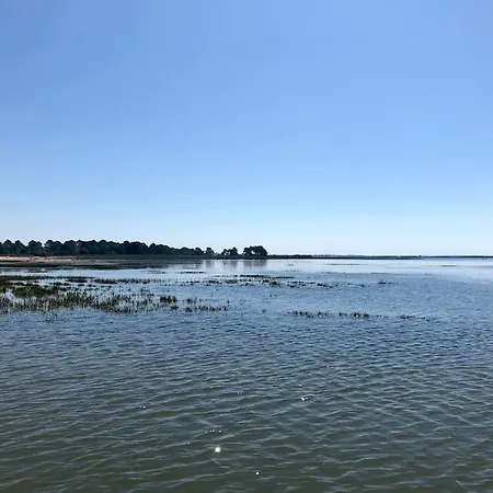 Au Calme, Maison T3 Neuf Avec Jardin à Cassy