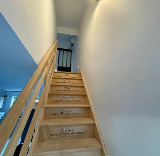 Au Calme, Maison T3 Neuf Avec Jardin A Cassy